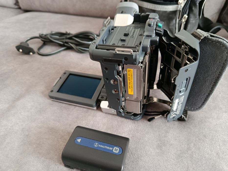 Sony handycam+ Olympus+ altitronic