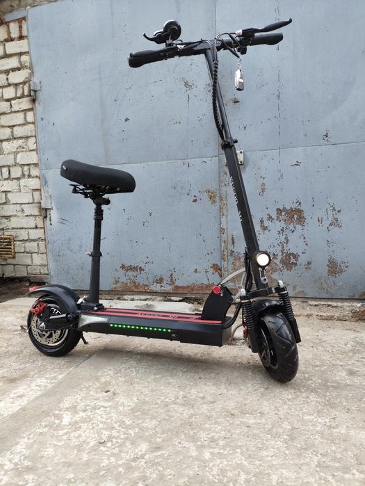 Электросамокат KUGOO M4   48v 500w 11Ah