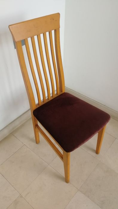 Cadeira em bom estado