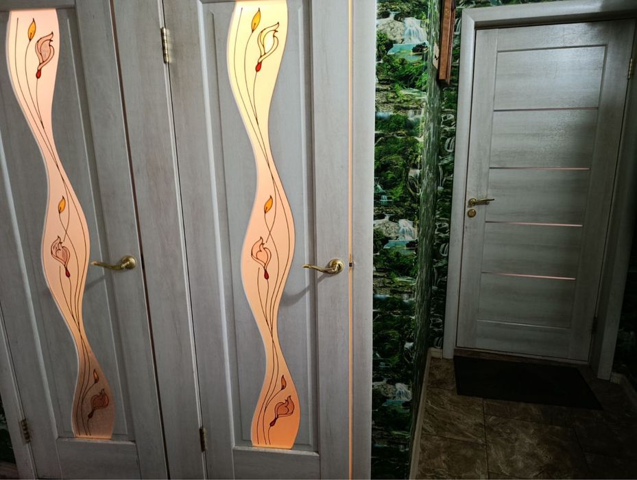 Срочно!Продается 2к квартира м-н Артема.