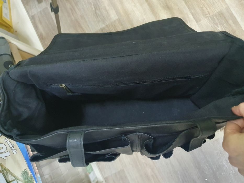 Ділова шкіряна сумка