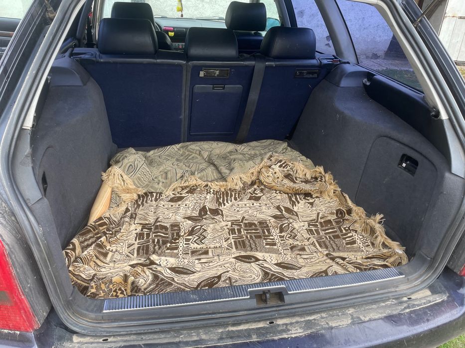 Продам ауді А4 б5