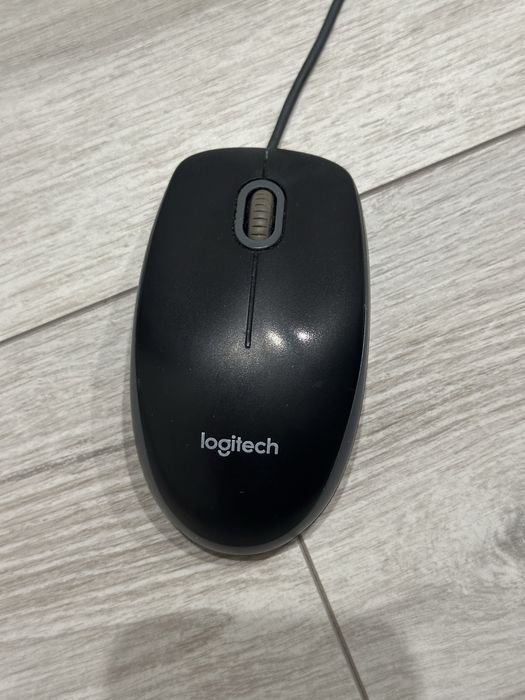 Клавіатура Logitech K120 + миша Logitech
