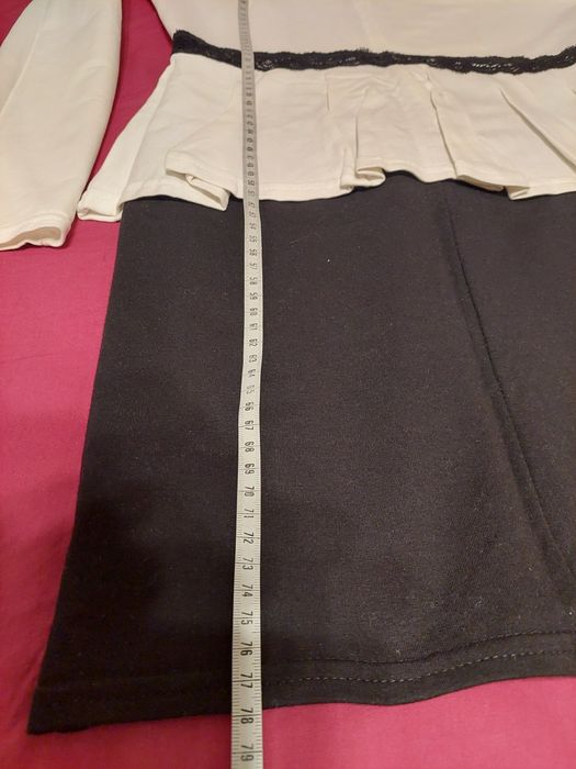 Prześliczna elegancka sukienka 158