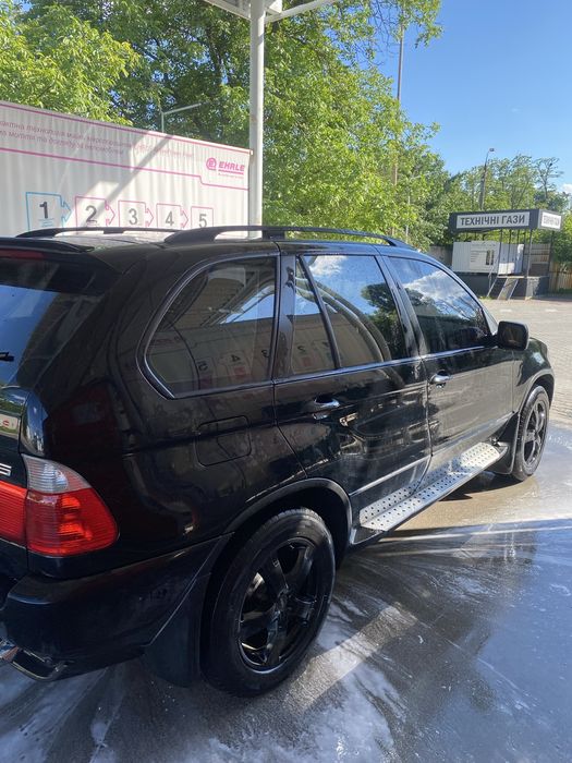 Продам BMW X5 e53