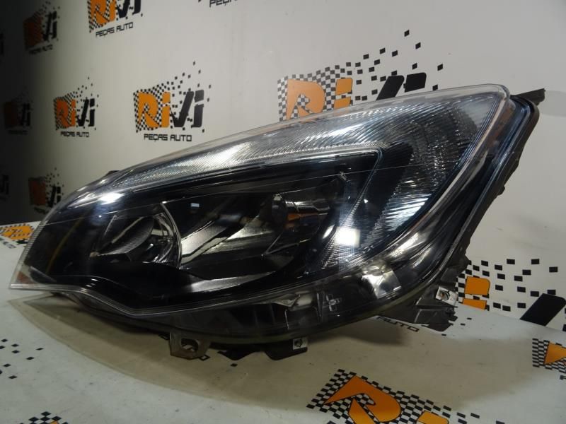 Ótica / farol esquerda OPEL Astra J