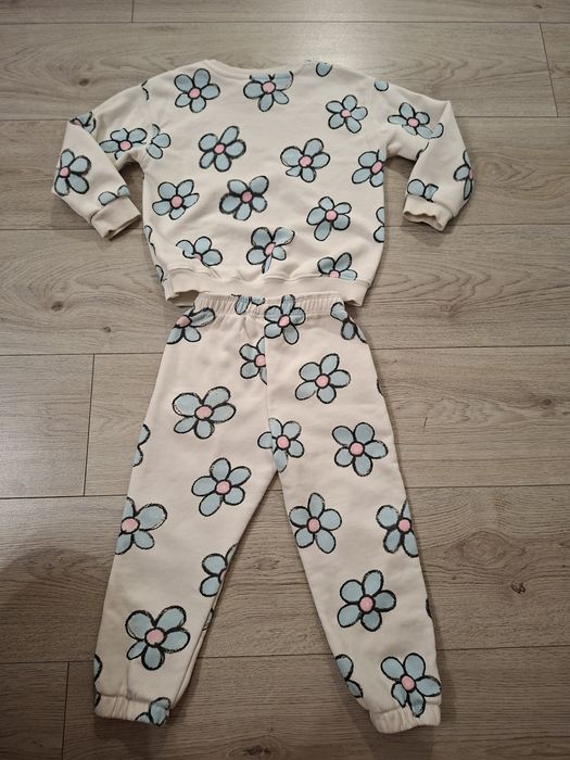 Костюм Zara на 3-4 роки