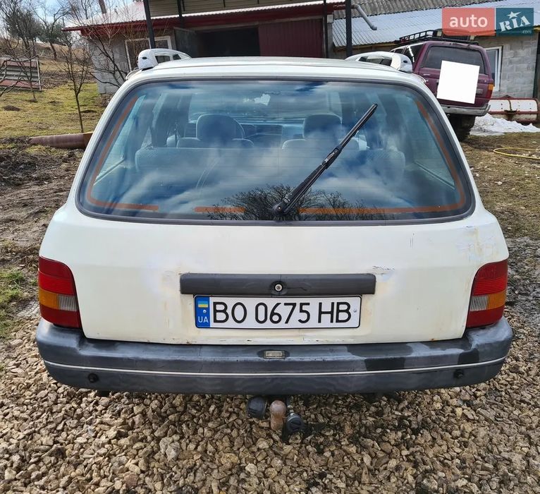 Продається авто Ford Sierra.