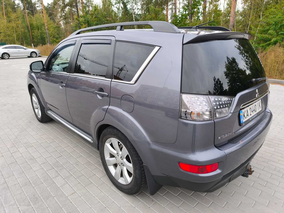 Mitsubishi Outlander 2010