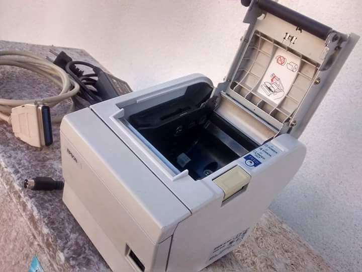 Impressora talões Epson TM-T88 térmica para faturação com QR code