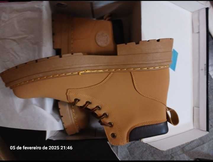 Botas 43 novas na caixa