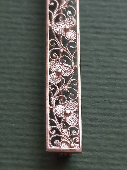 Stara srebrna broszka- filigran