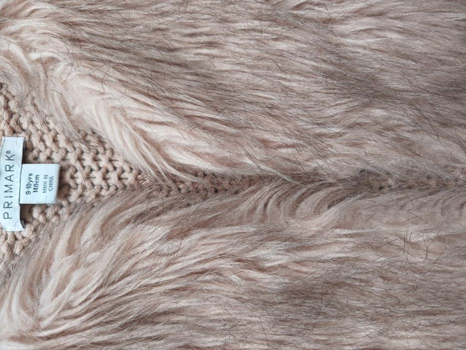 Bezrękawnik futrzany 140