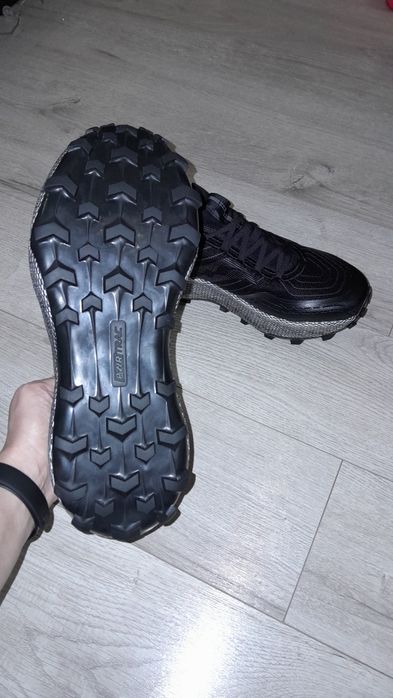 Кросівки Saucony Endorphin Trail