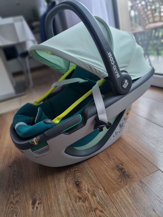 MAXI-COSI CORAL 360 nosidełko