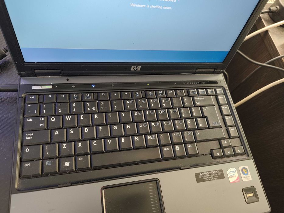 laptop HP 6310b + stacja dokująca SSD WINDOWS XP