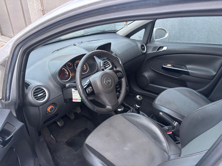 Opel corsa 1.3 cdti 2006 diesel — photo 4