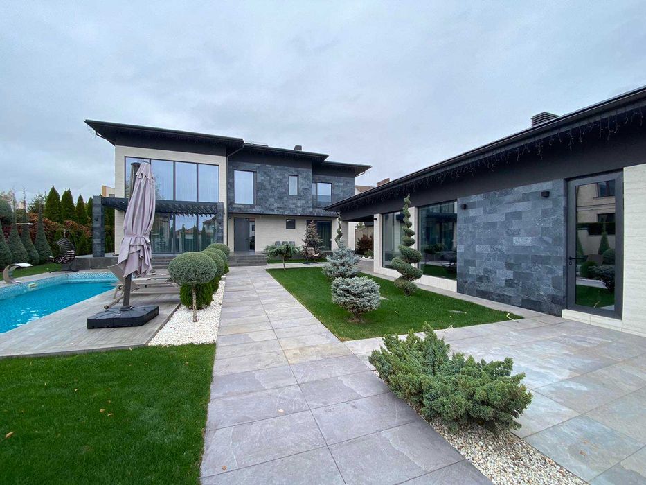 Лучший дом в Совиньоне, новый , расположен в прекрасной локации