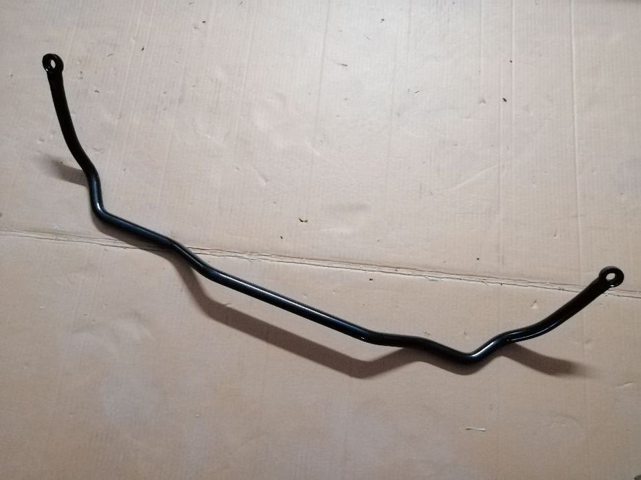 Barra estabilizadora Nissan Pickup D21 NOVA