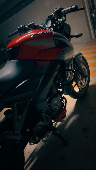 Moto Pulsar NS 200 ABS nova