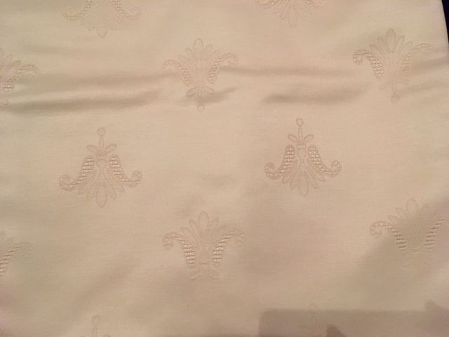 Toalha de Mesa Tecido Adamascado