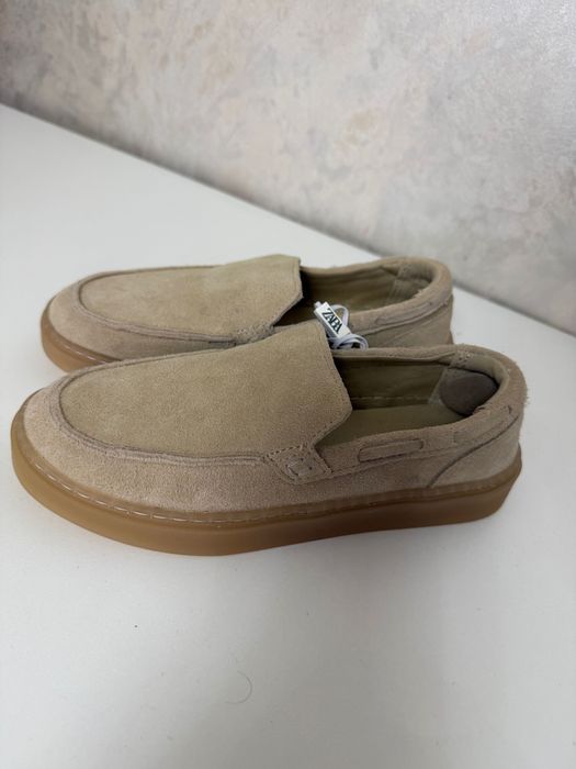 Продам Лофери Zara