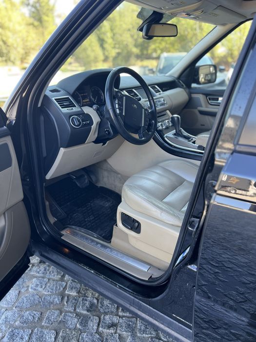 Land rover range rover sport 3.0 hse tdv6