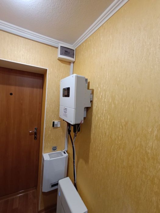 Автономне живлення для квартири, будинку інвертор та акумулятор solax