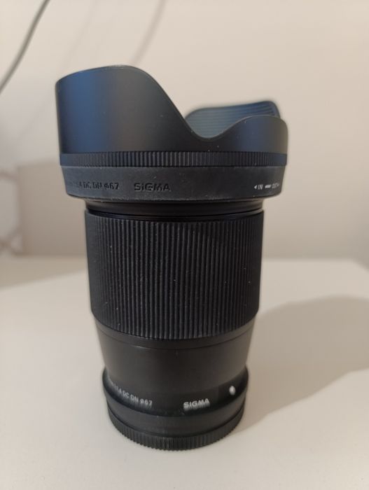 Obiektyw sigma 16mm  l-mount