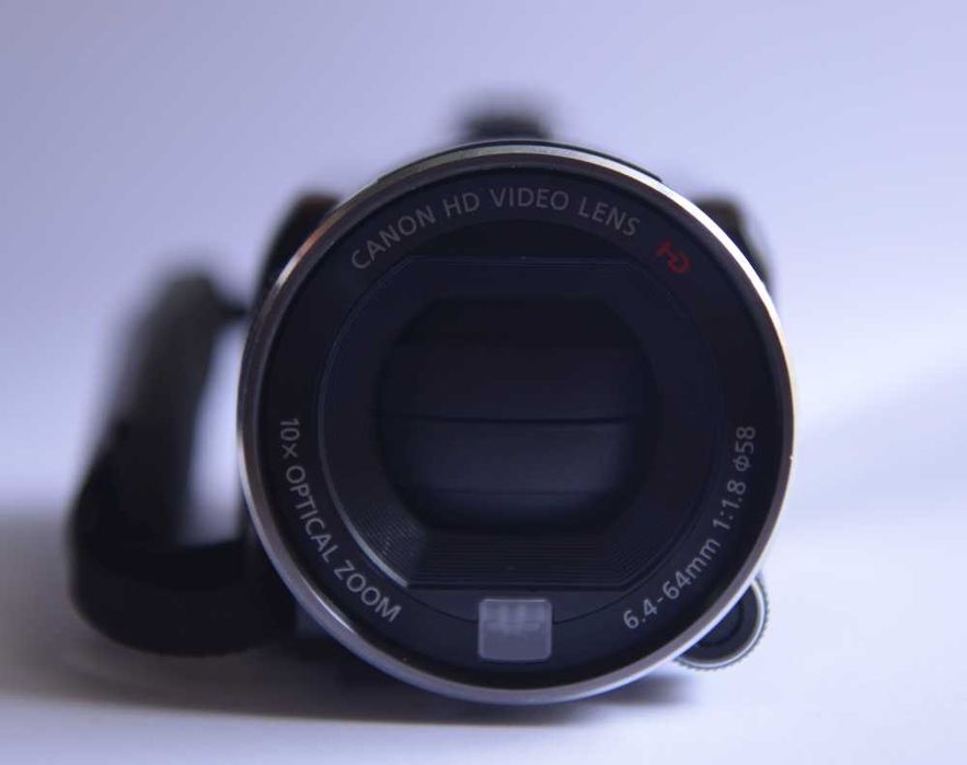 Kamera HD CANON HF S10
