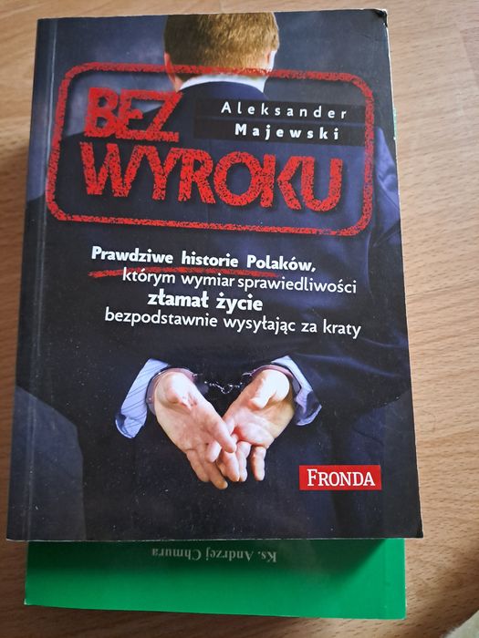 Książka Bez wyroku - Aleksander Majewski
