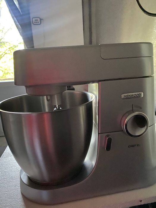Продам планетарний міксер Кенвуд chef xl