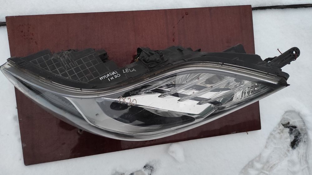 Фара левая передняя Hyundai ix20 (2010-2015)