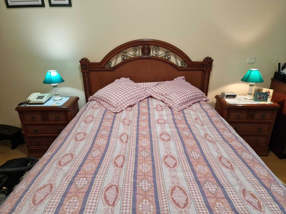 Edredon - colcha padrão flores rosa