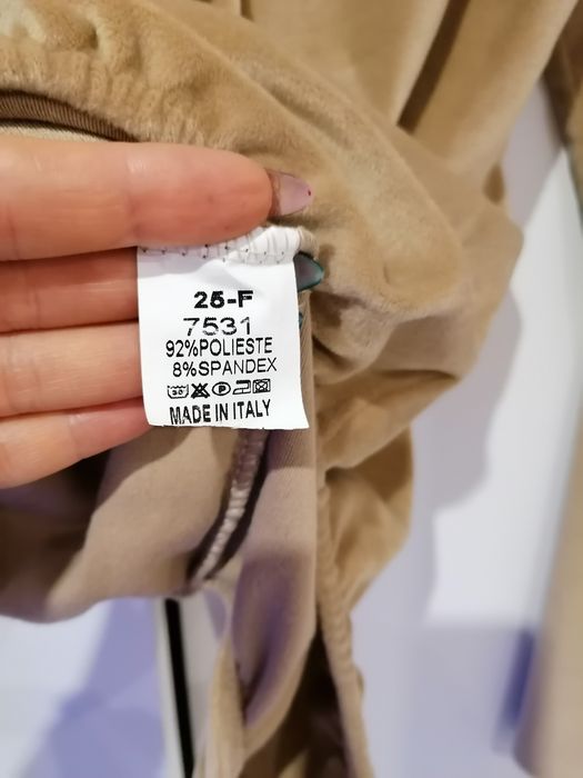 Piękne body welurowe