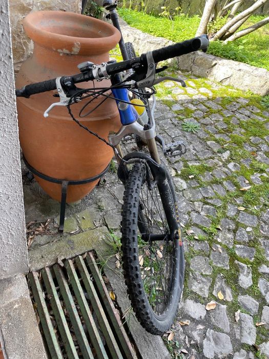 Bicicleta de montanha Orbea