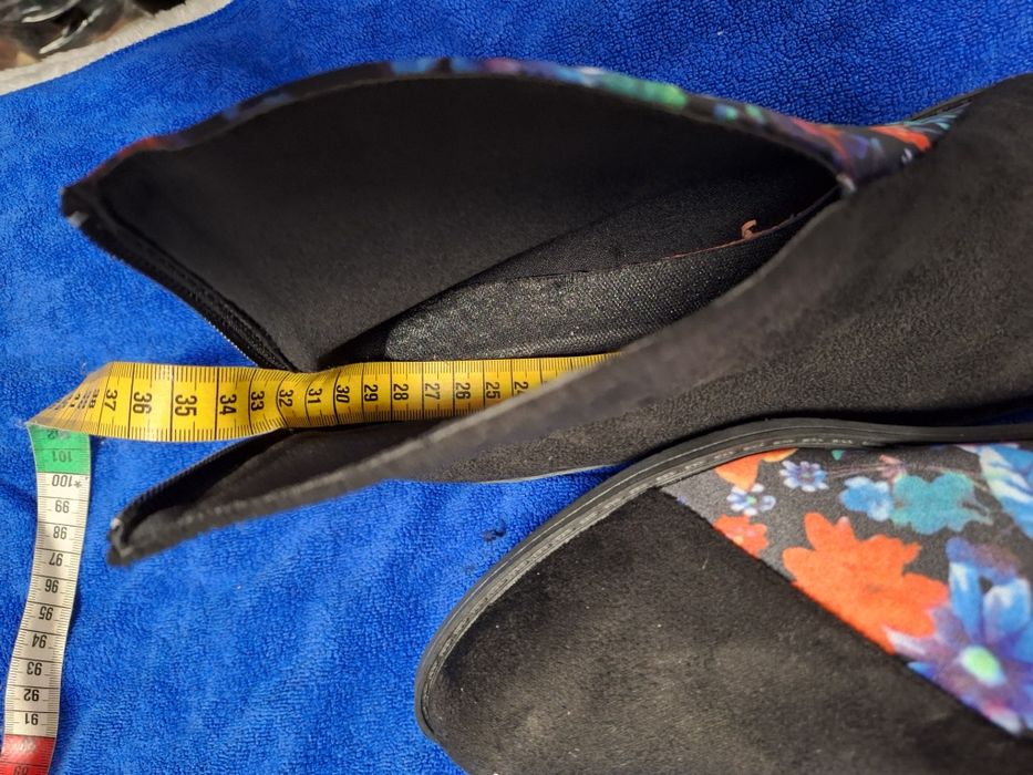 Damskie trendy botki 42.wkladka ma 27cm.