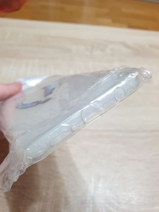 Sprzedam etui/gumę ochronną na telefon Samsung Galaxy S9 Plus