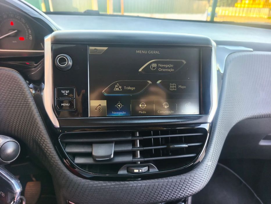 Peugeot 2008 e-HDi FAP 115 STOP & START Allure