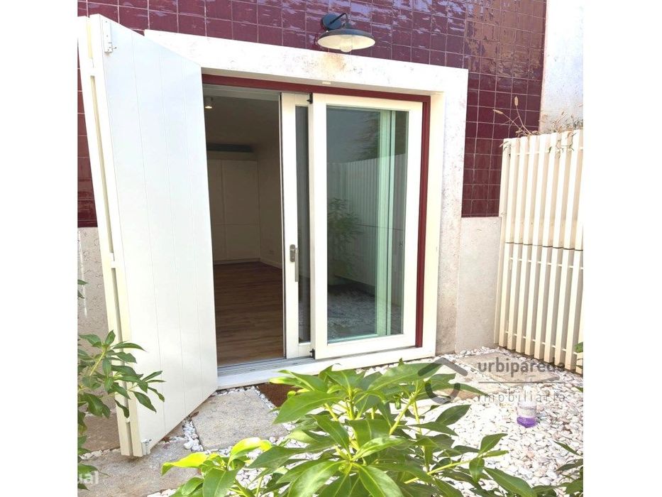 Apartamento T1 no condomínio Villa dos Coches Belém.