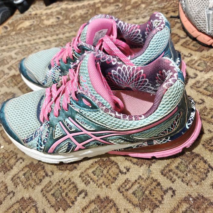 Кросівки літо весна підліток