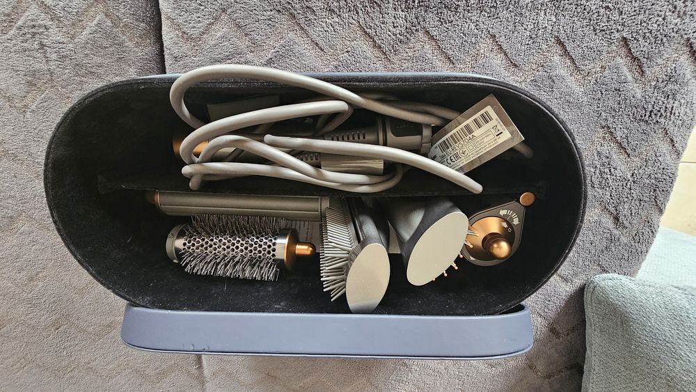 Vendo modelador cabelo Dyson original