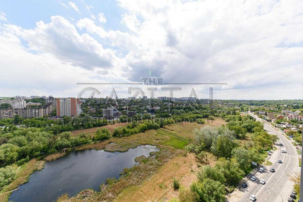 Оренда дизайнерської 3-кімнатної квартири в ЖК “Совські Ставки” з панорамним краєвидом на озеро та місто!
