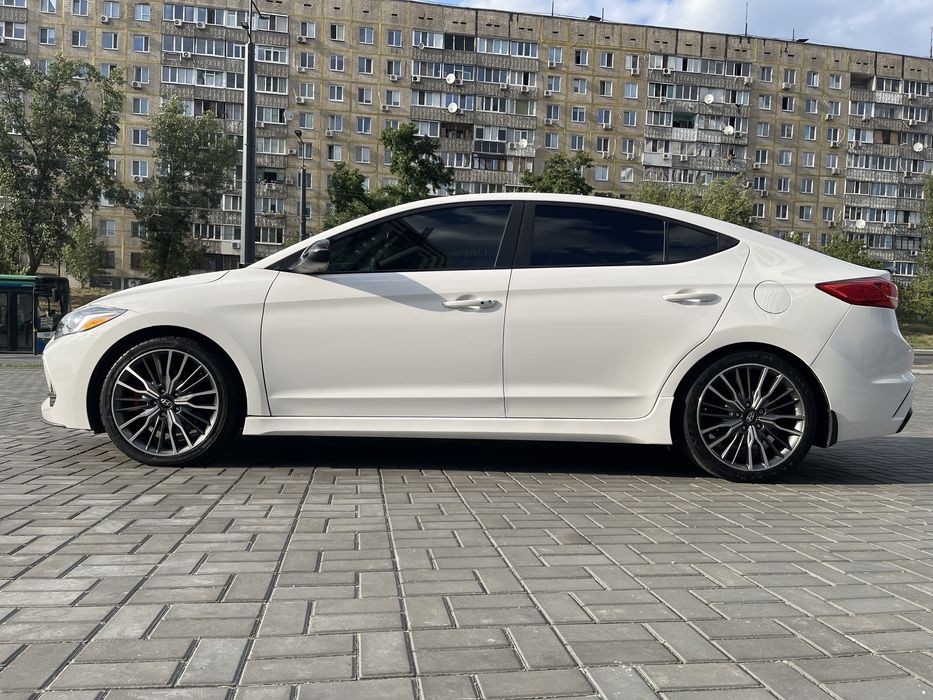 Hyundai Elantra Sport 2018