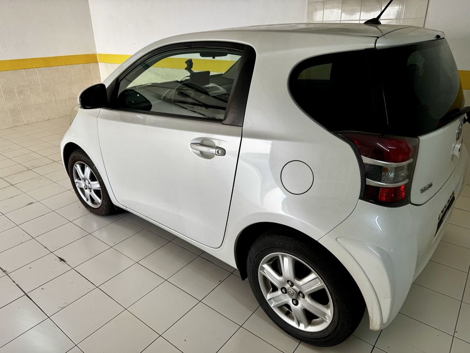 Toyota IQ 1.0 2012 impecavel