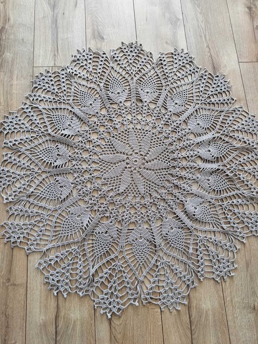 Obrus serwetka szydełkowy rękodzieło szykowne misterne cacko śr98