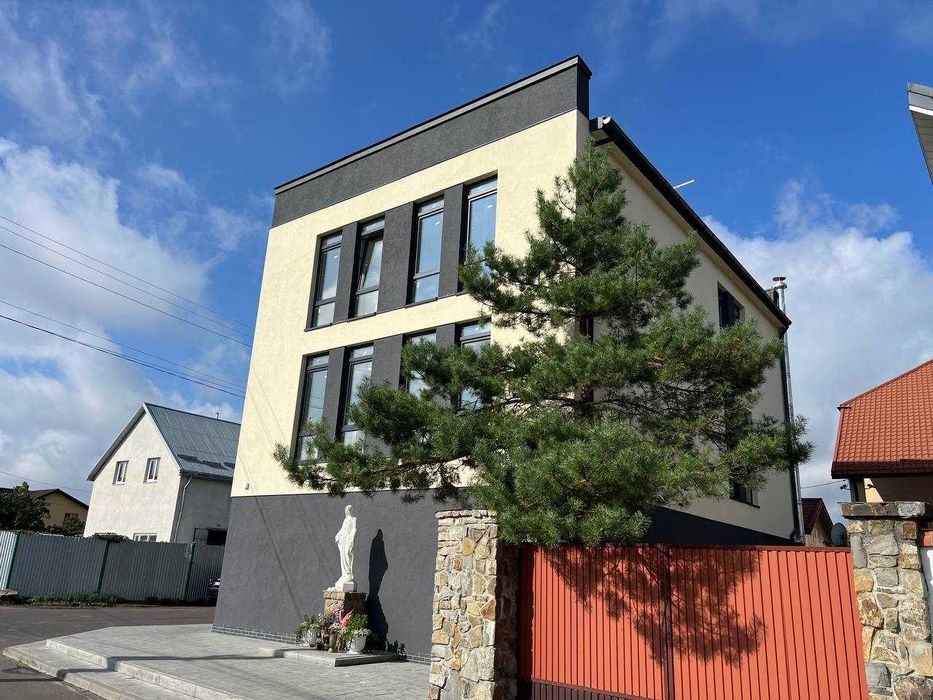 Утеплення фасадів приватних будинків Львів та Околиці. ФАСАДЧИКИ