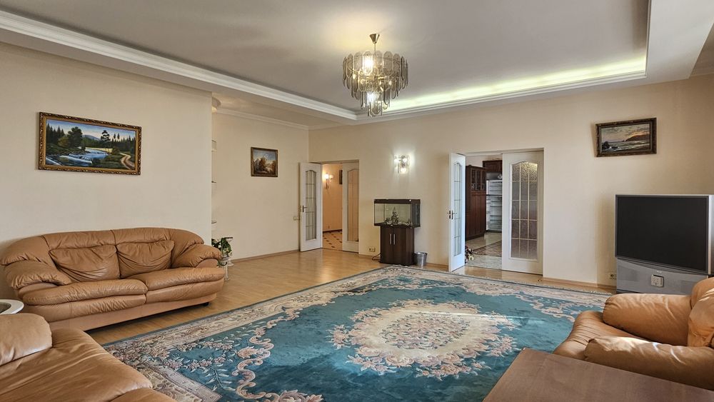 Оренда 3к квартири, метро Палац Україна, Антоновича 140