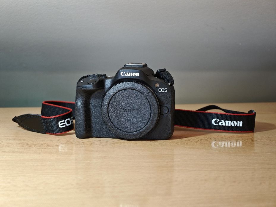 Canon EOS R50 Corpo | Garantia até 2029 | ~5.000 disparos