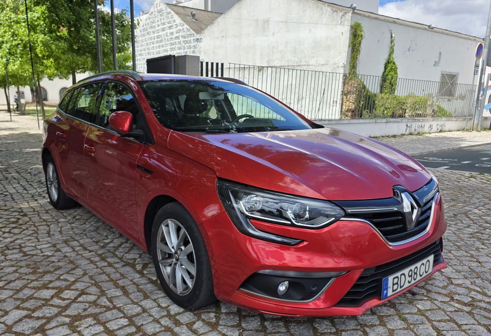 Renault Megane 1.5 | 154 mil kms | Diesel Sport Tourer 2019